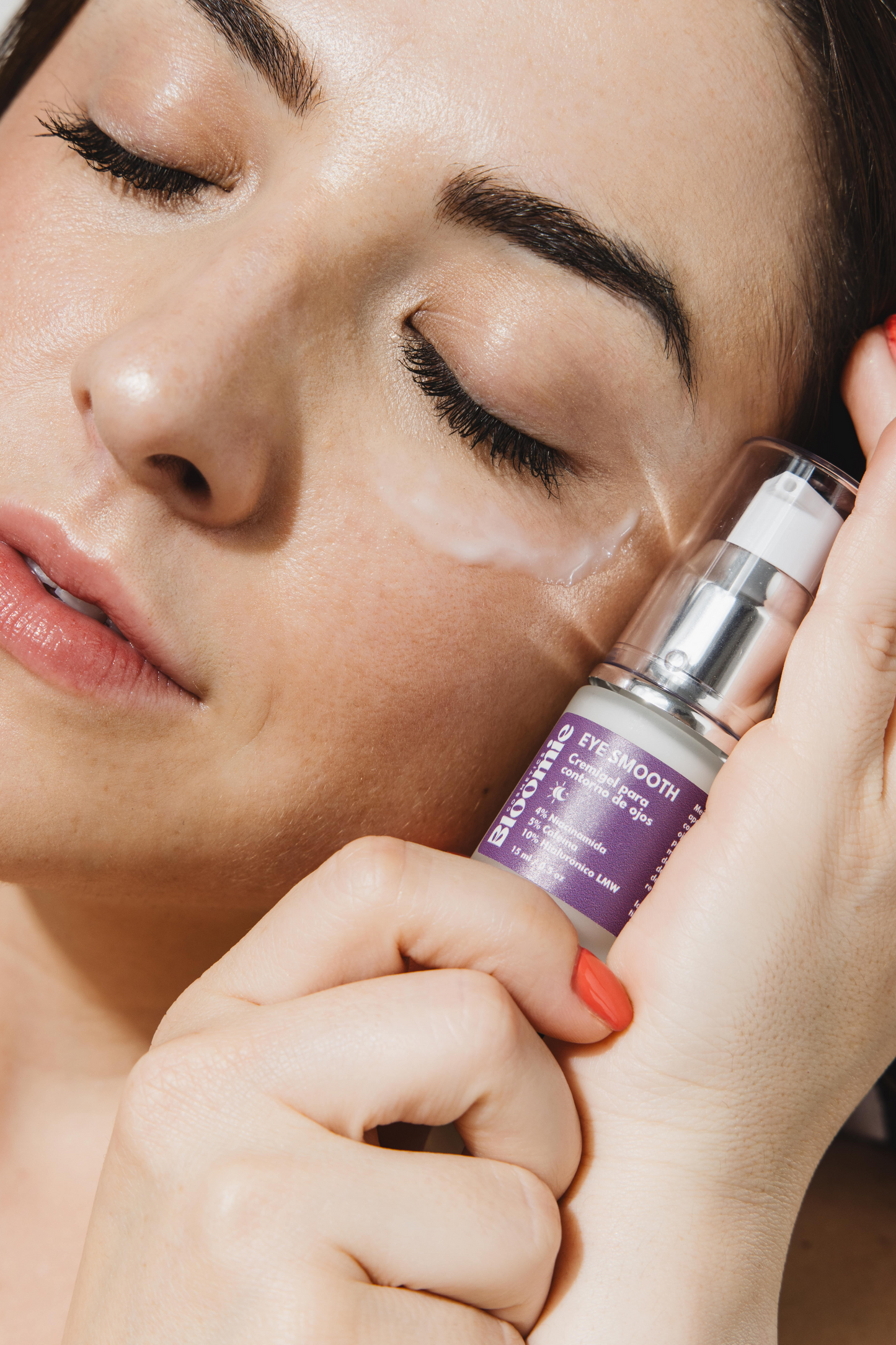 EYE SMOOTH